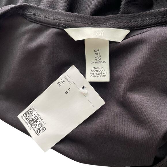 H&M Womens Large Mini Dress Long Sleeve Scoop Neck Stretch Shiny Black NWT - Picture 2 of 6